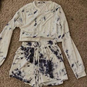 Tie die matching short and long sleeve out fit- blue and white